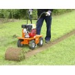 Déplaqueuse à gazon