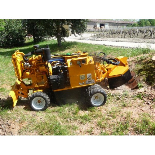 Raboteuse de souches 45 cv Raboteuse de souches 45 cv