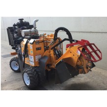 Raboteuse de souches 45 cv