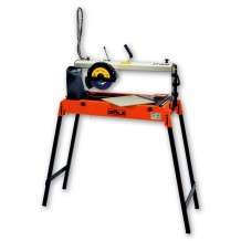 Coupe carrelage électrique sur table