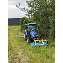 Tracteur 65 cv équipé d'une débroussailleuse réversible et d'une débroussailleuse d'accotement